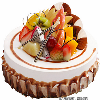 圆形水果蛋糕，时令水果装饰.