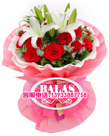 四川省乐山市鲜花蛋糕店-商品描述：19支红色玫瑰，2支双头白色百合，黄莺，栀子叶，满天星点缀。