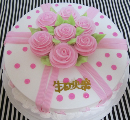 四川省乐山市鲜花蛋糕店-商品描述：鲜奶蛋糕,粉色奶油玫瑰花点缀
