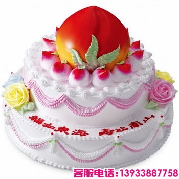 三层鲜奶蛋糕,上层做成蟠桃。注意以下价格尺寸：8寸=（8寸+12寸+16寸）的价格、10寸=（8寸+14寸+18寸）的价格、12寸=（10寸+14寸+18寸）的价格、14寸=（12寸+16寸+20寸）的价格。