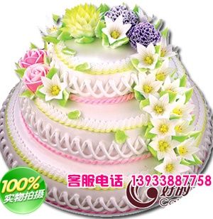 圆形双层鲜奶水果蛋糕，鲜奶油裱玫瑰花。注意以下价格尺寸：8寸=（6寸+10寸+12寸）的价格、10寸=（8寸+12寸+16寸）的价格、12寸=（8寸+14寸+18寸）的价格、14寸=（10寸+14寸+18寸）、16寸=（12寸+16寸+20寸）的价格。